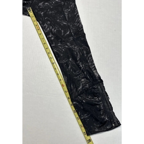 Lululemon Speed Tight II Full Luxtreme Pockets Ruched Leggings Black Swirl Sz‎ 6 - Picture 12 of 16